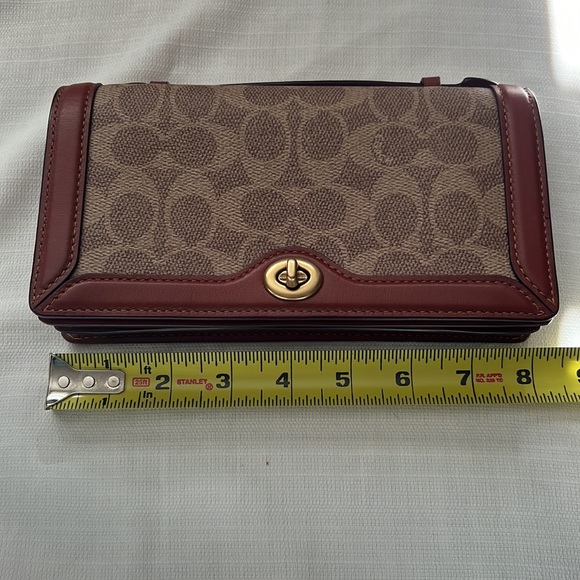 Coach Riley Chain Clutch - Picture 11 of 12